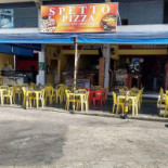 Espeto e Pizza Extérieur