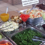 Maria Pimenta E Buffet M.e Nourriture