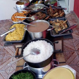 Comida Caseira Da Dodora Nourriture