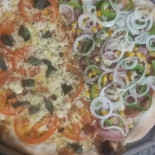 Pizza JÁ Nourriture