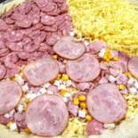 E Pizzaria Leles Comida