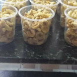 E Pizzaria Leles Comida
