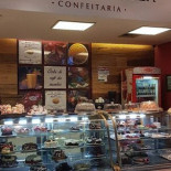 Cravo E Canela Confeitaria À l'intérieur