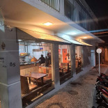 Frank's Burger Exterior