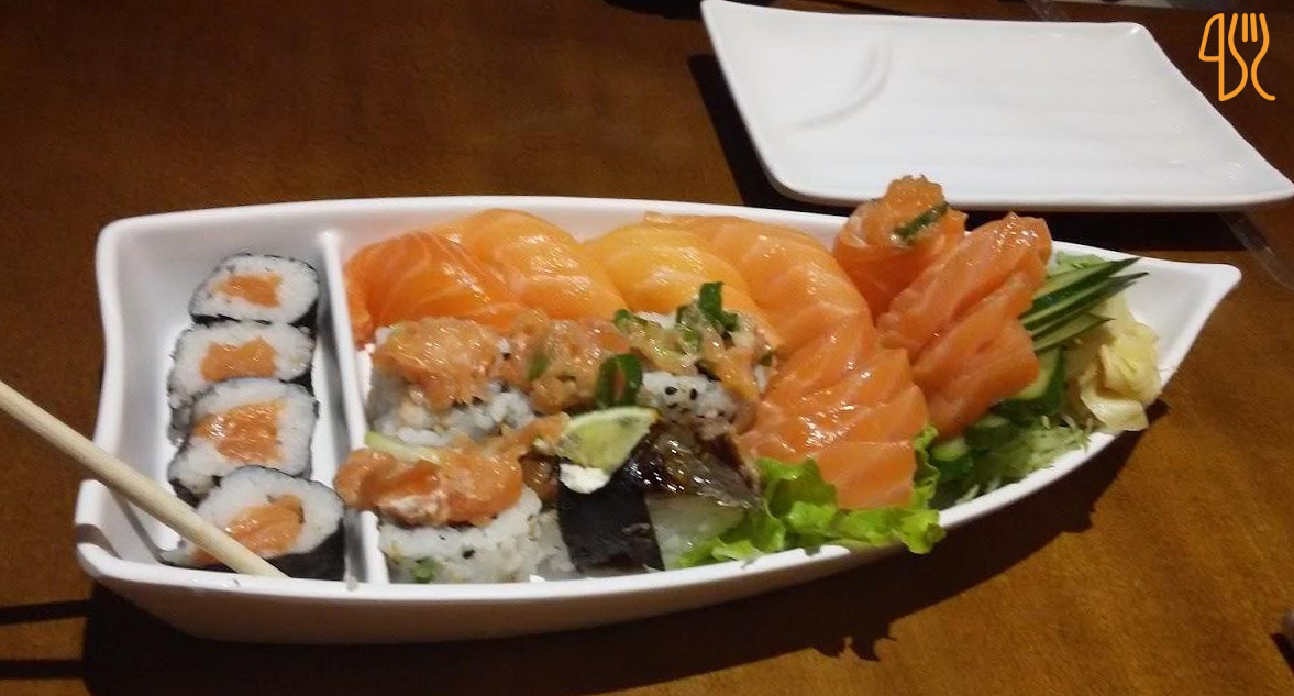 Naoto Sushi Comida