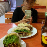 Dhôu Burger Nourriture