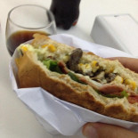 Neliu's Lanches Nourriture