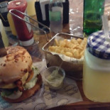 Hangar Burger Nourriture