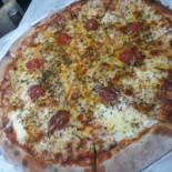 Samuka Pizzaria E Esfiharia Nourriture