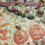 Samuka Pizzaria E Esfiharia Nourriture