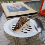 La Bella Café Emporium Comida
