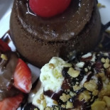 La Bella Café Emporium Comida