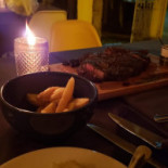 Casa Amarela Comida