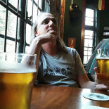 Clover Pub Bebida