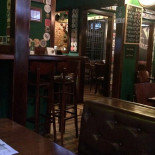 Clover Pub Dentro
