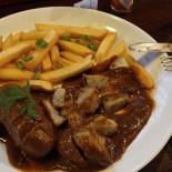 Clover Pub Comida