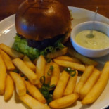 Clover Pub Comida