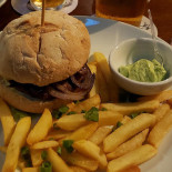 Clover Pub Comida