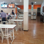 Ravenna Grill Dentro