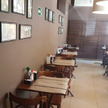 Deguste Café À l'intérieur