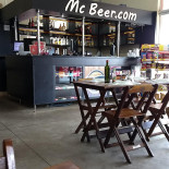 Mc Beer À l'intérieur