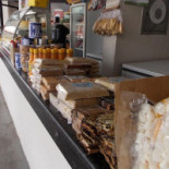 Braseiro, Self Service À l'intérieur