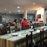 Rivers Grill À l'intérieur