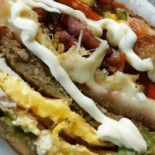 Peruzzo's Lanchonete E Pizzaria Comida