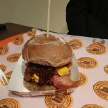 Oink Burger Nourriture