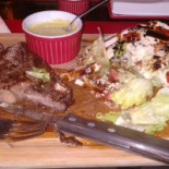 Fuego Broiled Burger Nourriture