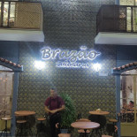 Brazão Dentro