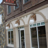 Naloto Dog's Exterior