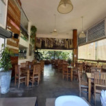 Vila Colonial Dentro