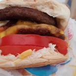 Sky's Burger Comida