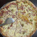Pizzaria Maluna Comida