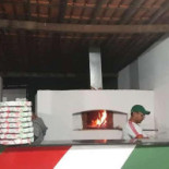 Pizzaria Maluna Dentro