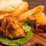 Saltenharia Guayara Comida