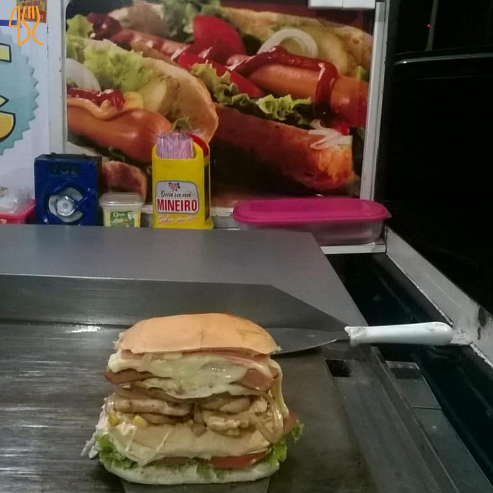 Giras Lanches E Comida