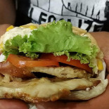 Giras Lanches E Comida