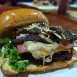 Mr. Burger Orix Nourriture