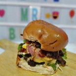 Mr. Burger Orix Nourriture
