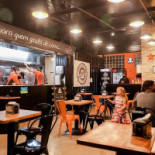 Box Burger Dentro