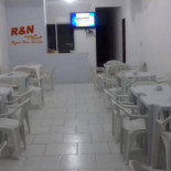 R&n Lanches E Pizzas Dentro