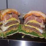 Lucas Lanches Nourriture