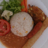 JacarÉ.com Comida