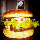 Buja's Burger Comida