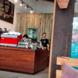 Broto Bistro inside