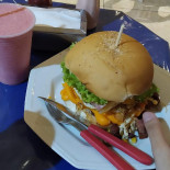 Caio Lanches Comida