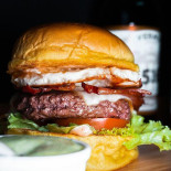 Greema Burger Comida