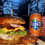 Central Burger Mari Boisson